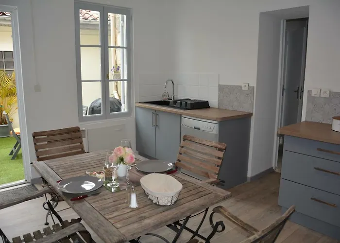 Arc En Ciel בית נופש Lesparre-Médoc